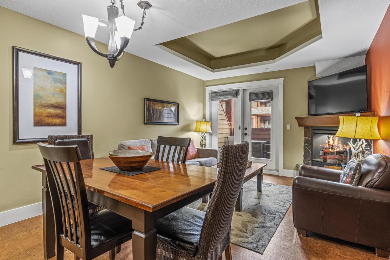 Sophisticated Mtn 2 Bedroom Pool Hot Tub Managed By Little Sister Getaways Canmore Exterior photo