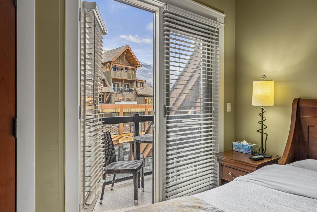 Sophisticated Mtn 2 Bedroom Pool Hot Tub Managed By Little Sister Getaways Canmore Exterior photo